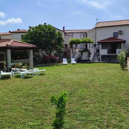 Villa Beautiful Casa Felicita In Malinska