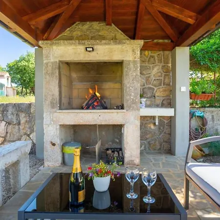 Beautiful Casa Felicita In Villa Malinska
